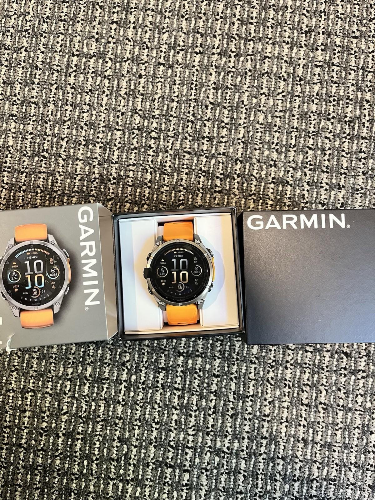 Garmin fenix 8 AMOLED Sapphire 47mm Smartwatch (Orange/Graphite)